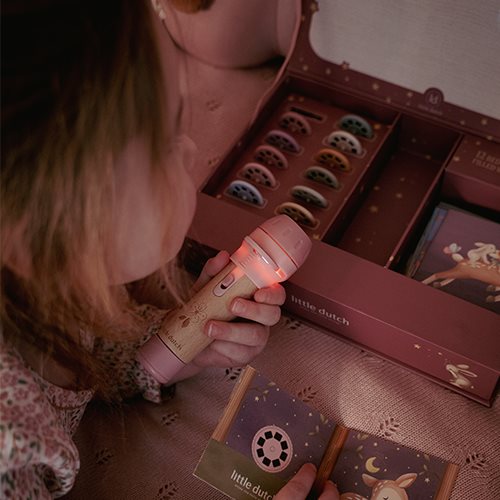 Caixa Lanterna Projetor de Histórias Rosa - Little Dutch - Mini-Me - Baby & Kids Store