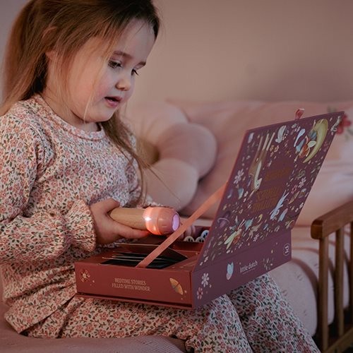 Caixa Lanterna Projetor de Histórias Rosa - Little Dutch - Mini-Me - Baby & Kids Store