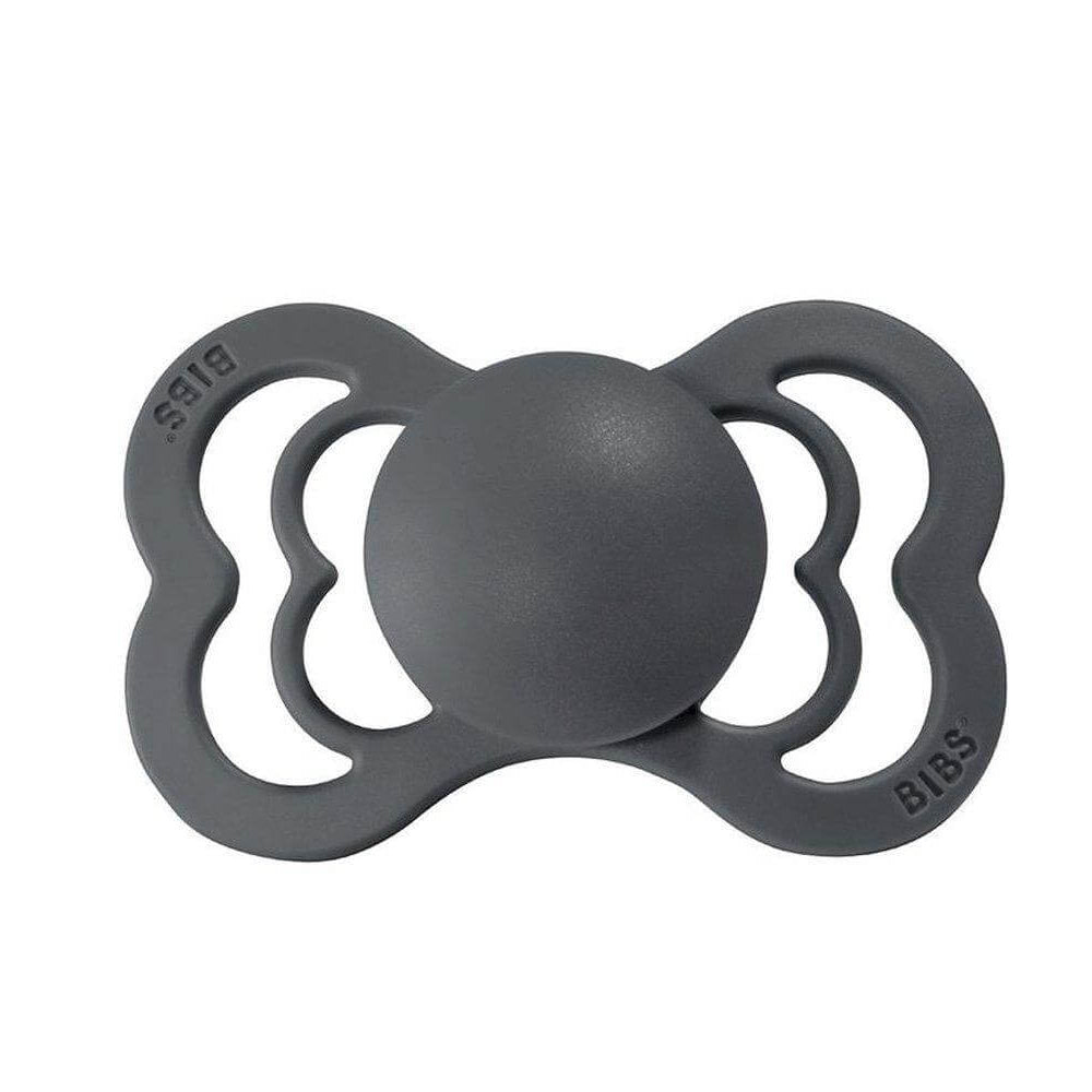 Pack 2 chupetas silicone BIBS Supreme “Iron/Baby Blue” 0-6m - Mini-Me - Baby & Kids Store