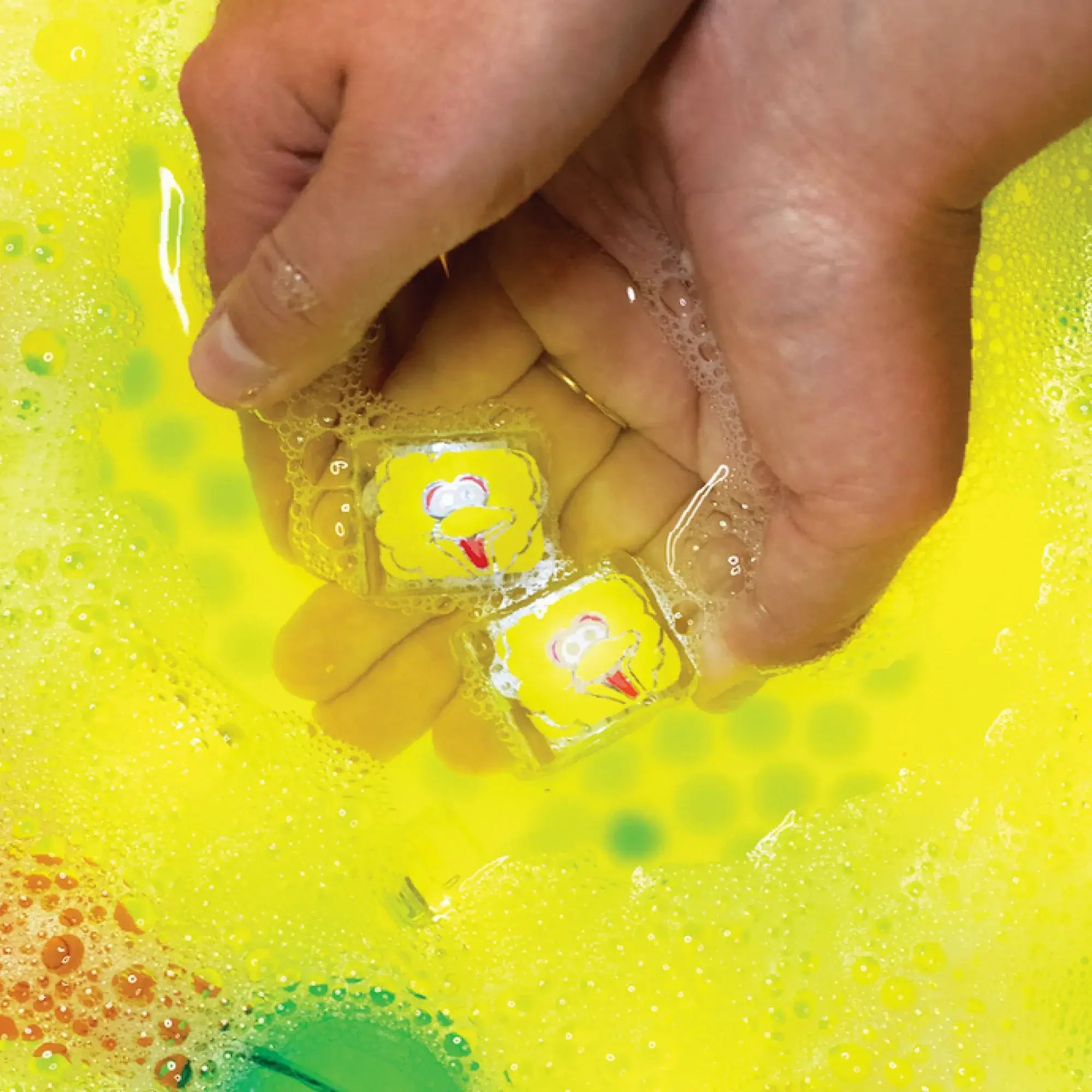 Glo Pals Rua Césamo - Big Bird | Cubo Luminoso amarelo - Mini-Me - Baby & Kids Store