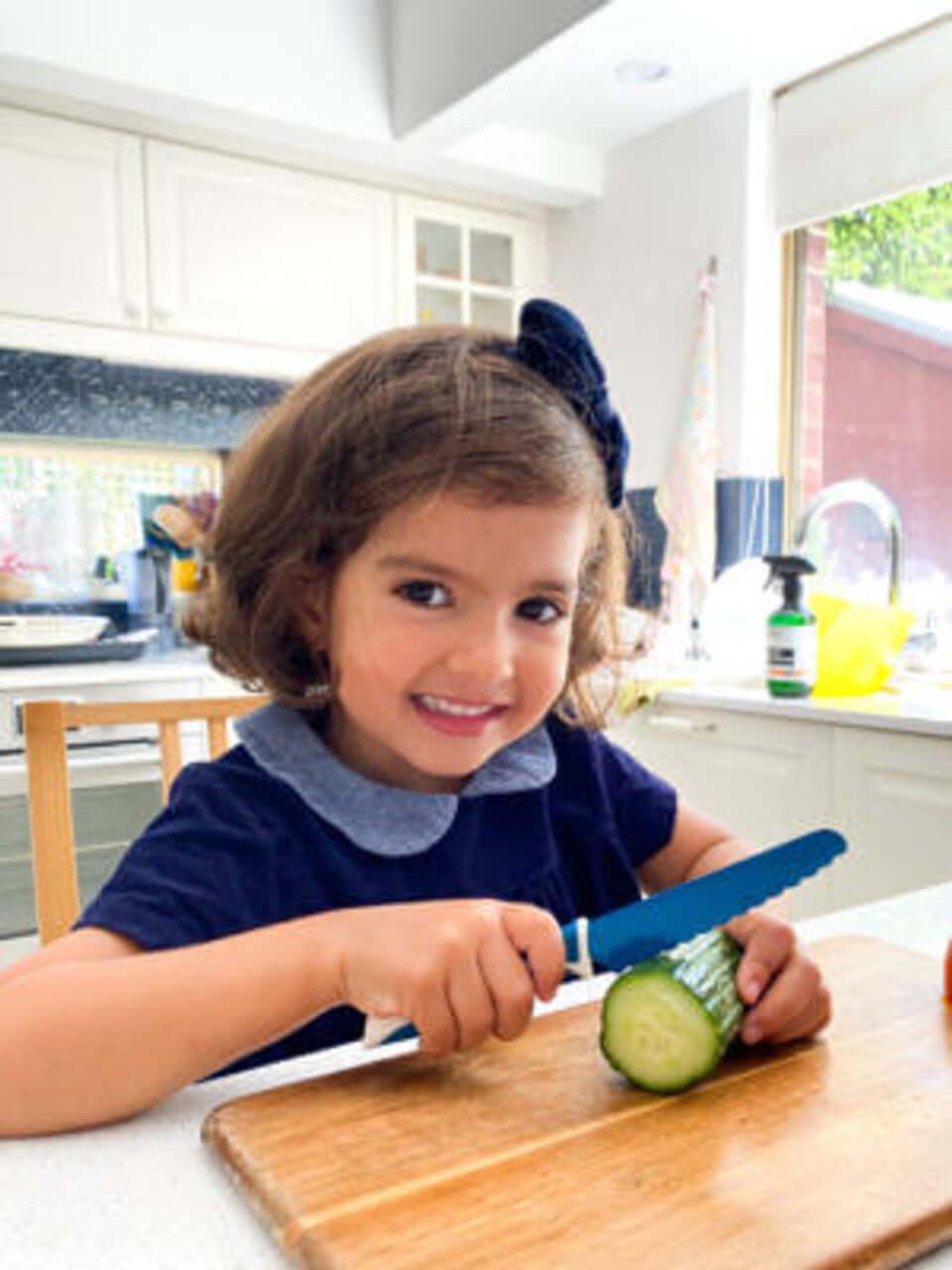 Kiddikutter - Faca de cozinha para autonomia da criança - Azul - Mini-Me - Baby & Kids Store