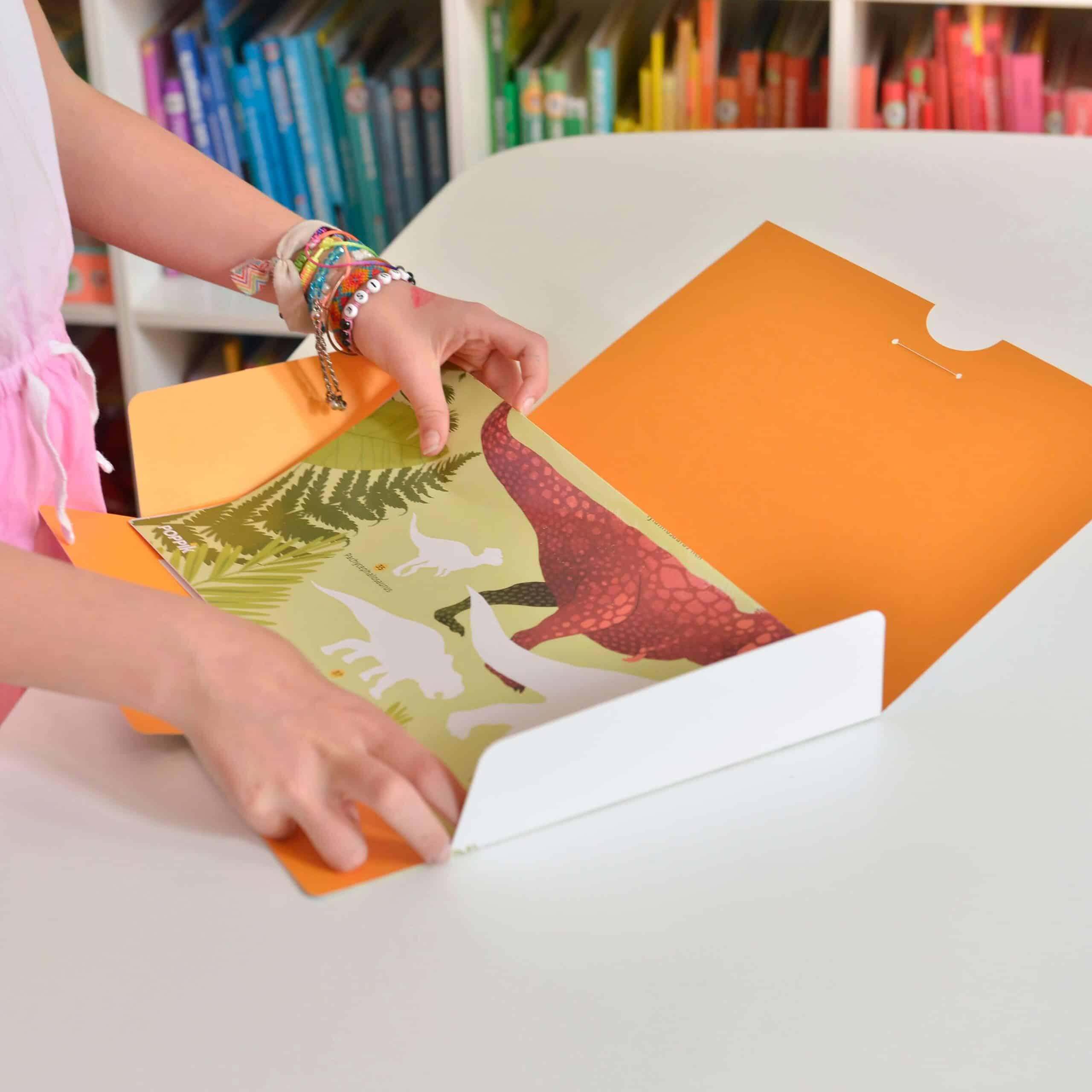 Autocolantes + Poster Discovery - Dinossauros | Poppik - Mini-Me - Baby & Kids Store