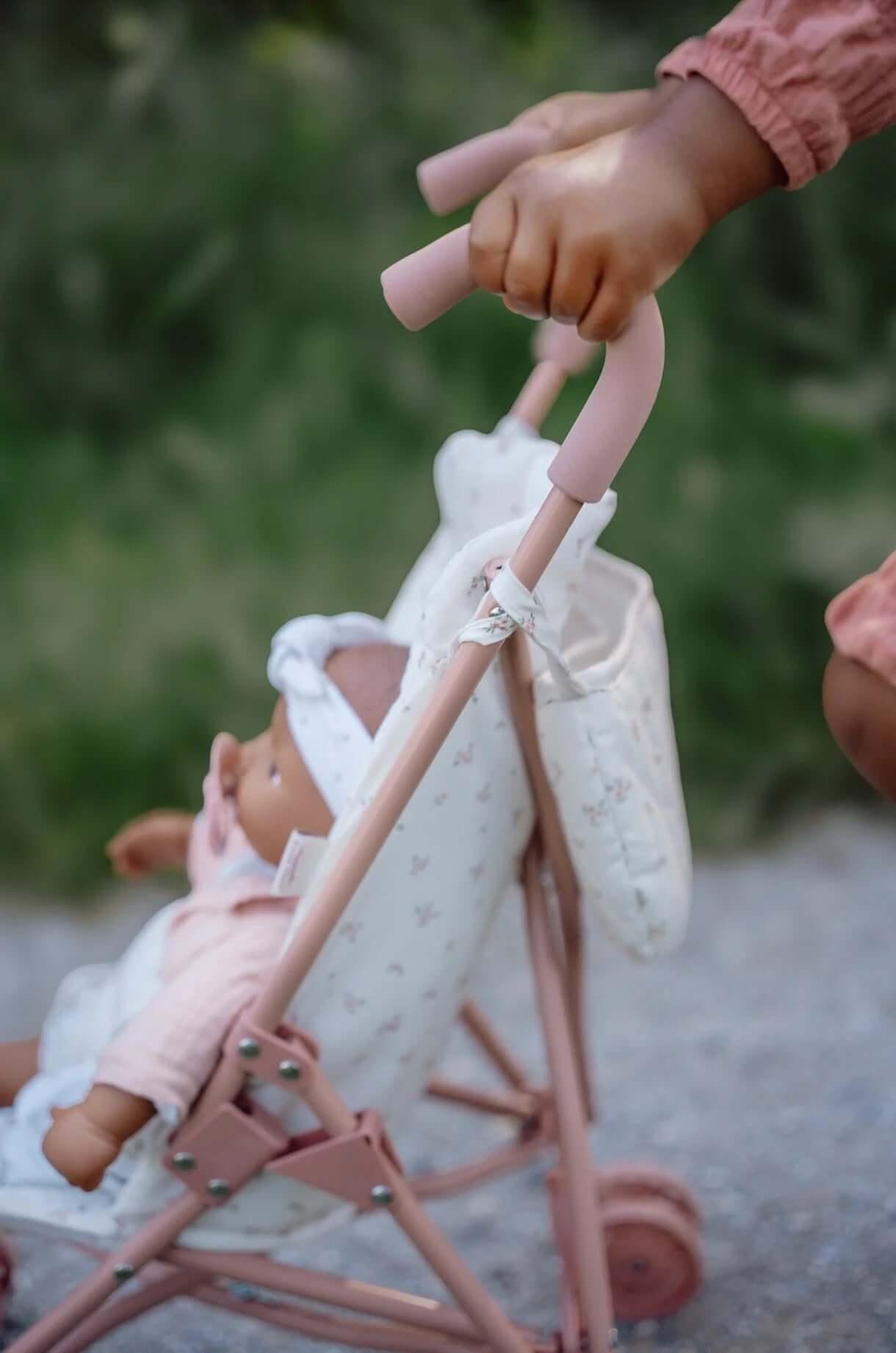 Carrinho de bonecas em metal Little Dutch - Mini-Me - Baby & Kids Store