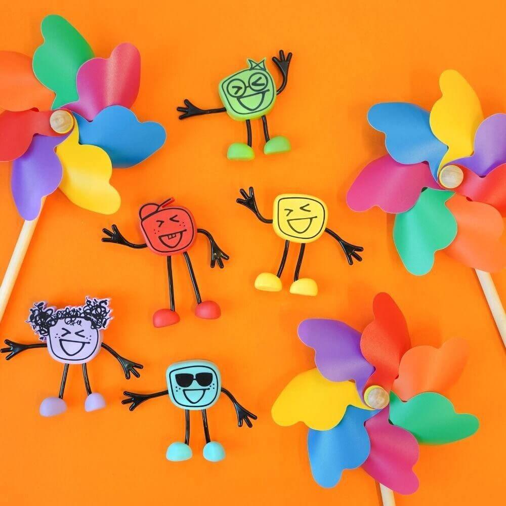 Pack Glo Pals - Personagem Sammy + 2 Cubos de luz Vermelho - Mini-Me - Baby & Kids Store