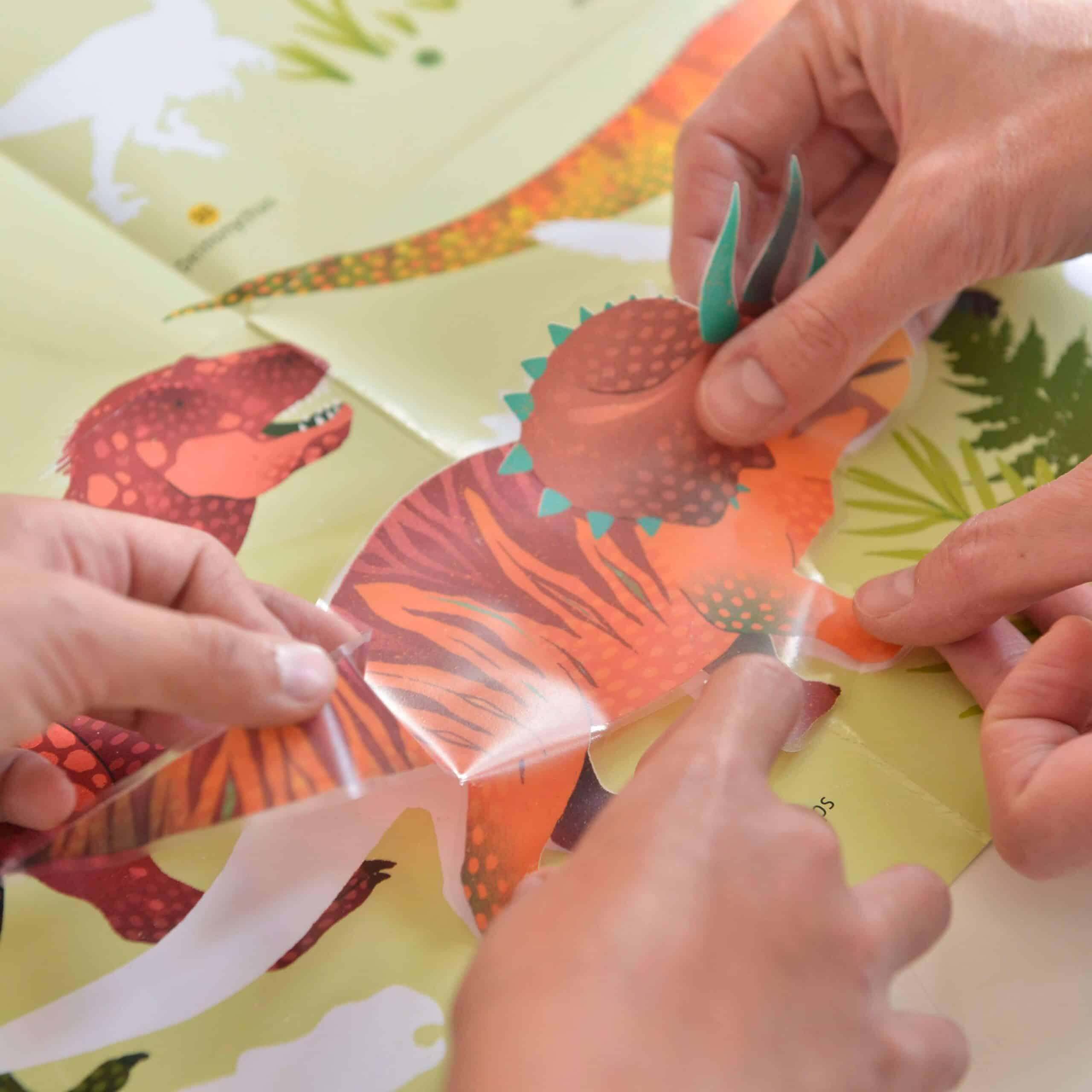 Autocolantes + Poster Discovery - Dinossauros | Poppik - Mini-Me - Baby & Kids Store