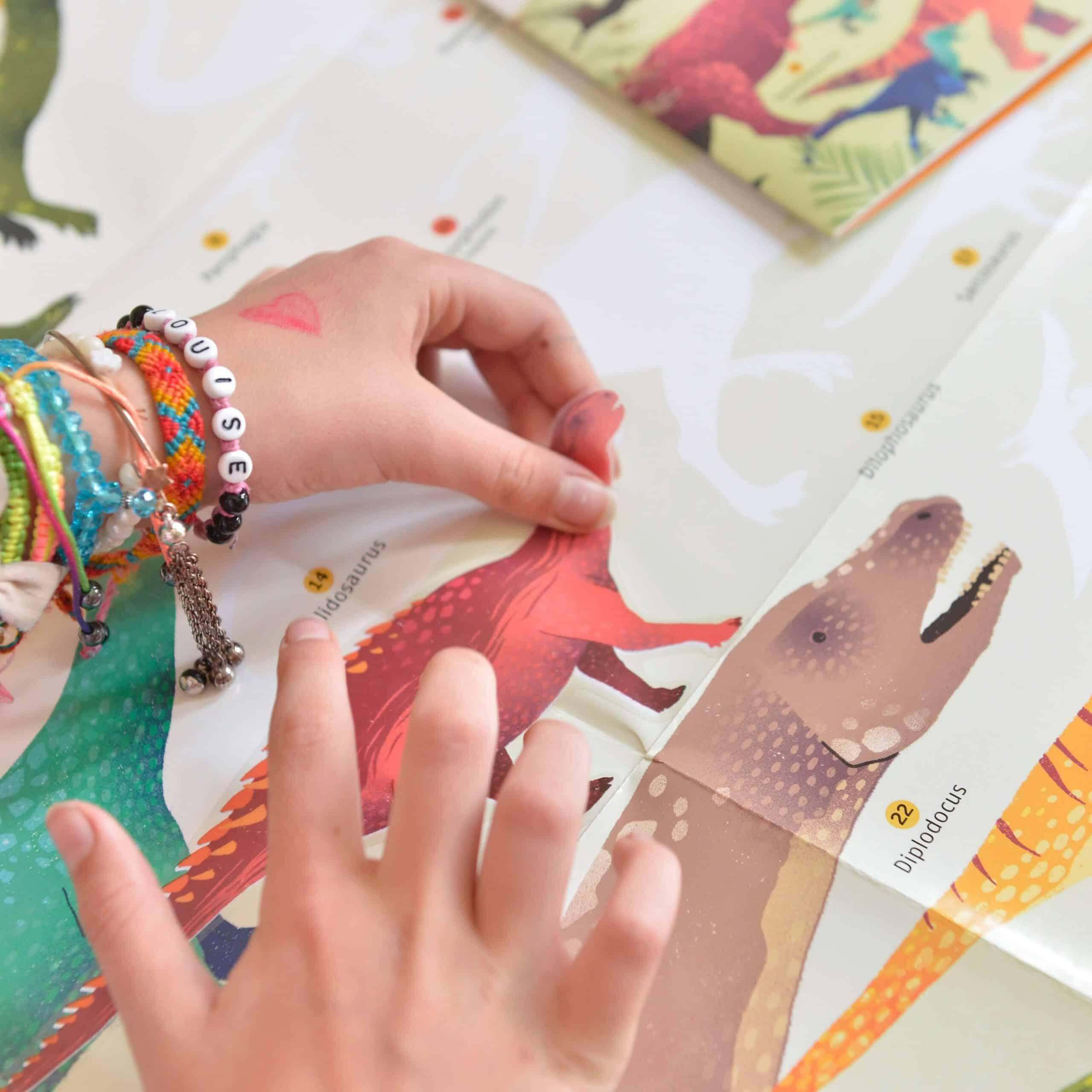 Autocolantes + Poster Discovery - Dinossauros | Poppik - Mini-Me - Baby & Kids Store