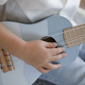Guitarra em Madeira - Azul | Little Dutch Little Dutch Mini-Me - Baby & Kids Store