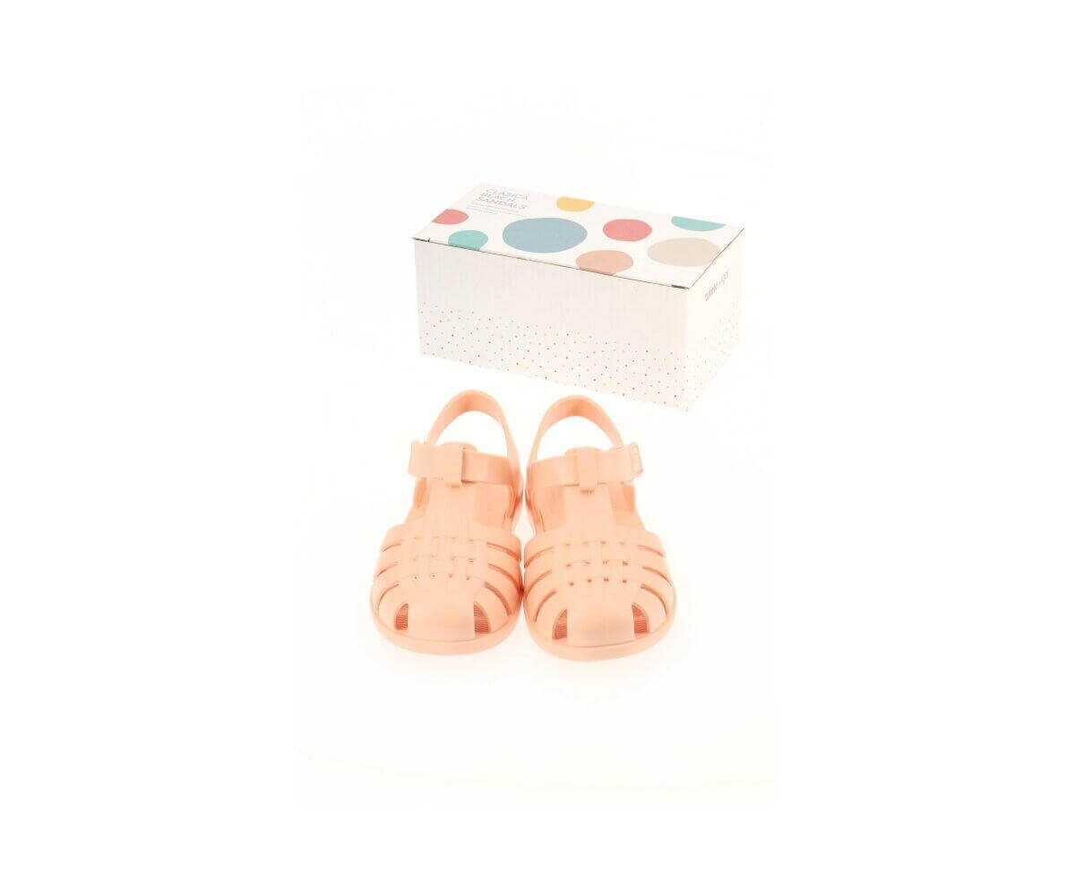 Igor sandals size 28 in salmon color with a stylish box, perfect for summer playtime and beach outings.