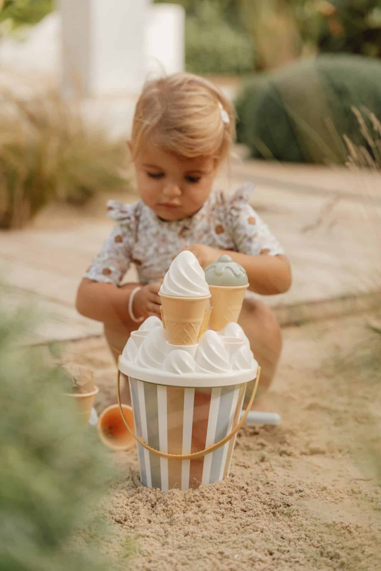 Set de brinquedos de Praia - Gelados Vintage | Little Dutch - Mini-Me