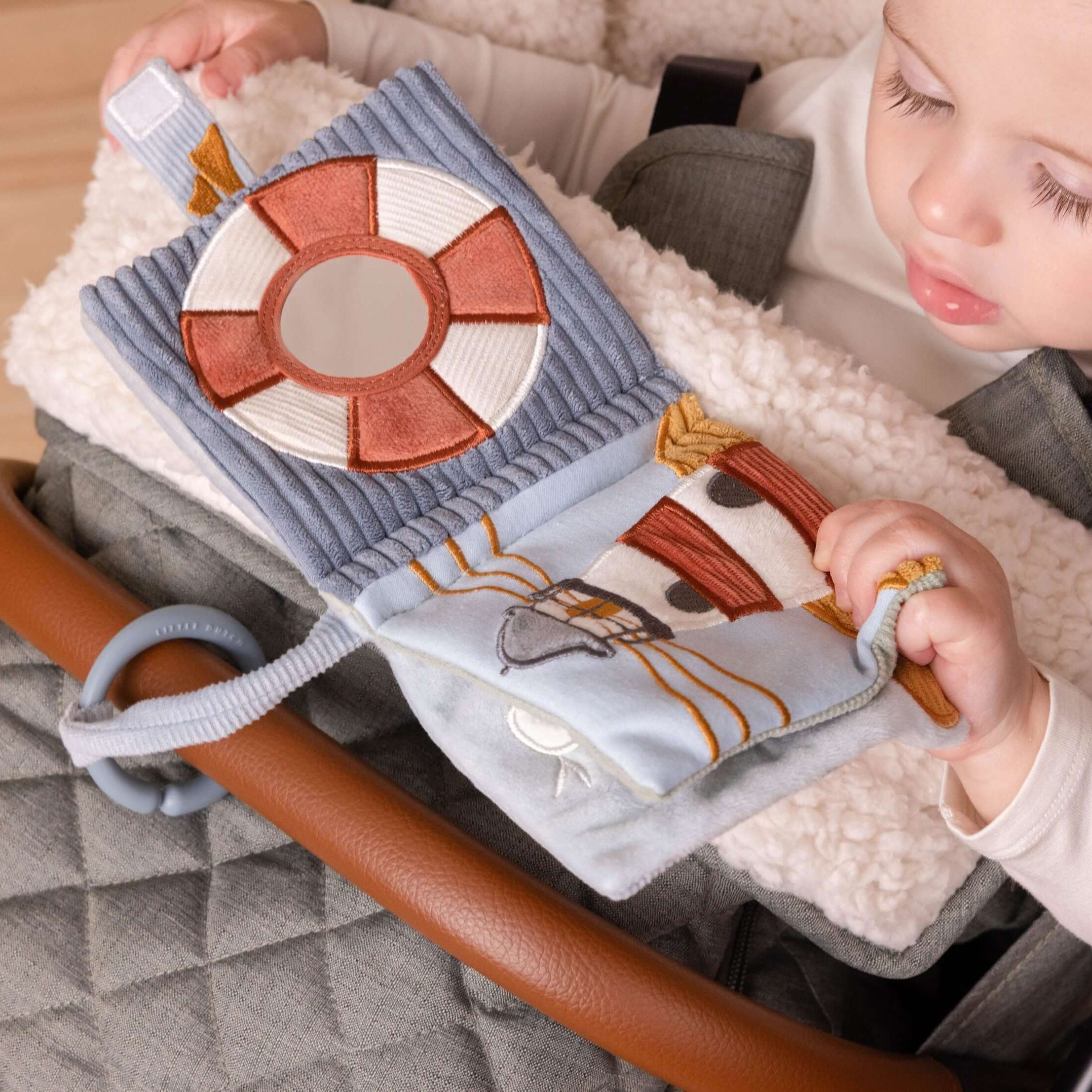 Livro de actividades pequeno - sailors bay | Little Dutch Little Dutch Mini-Me - Baby & Kids Store