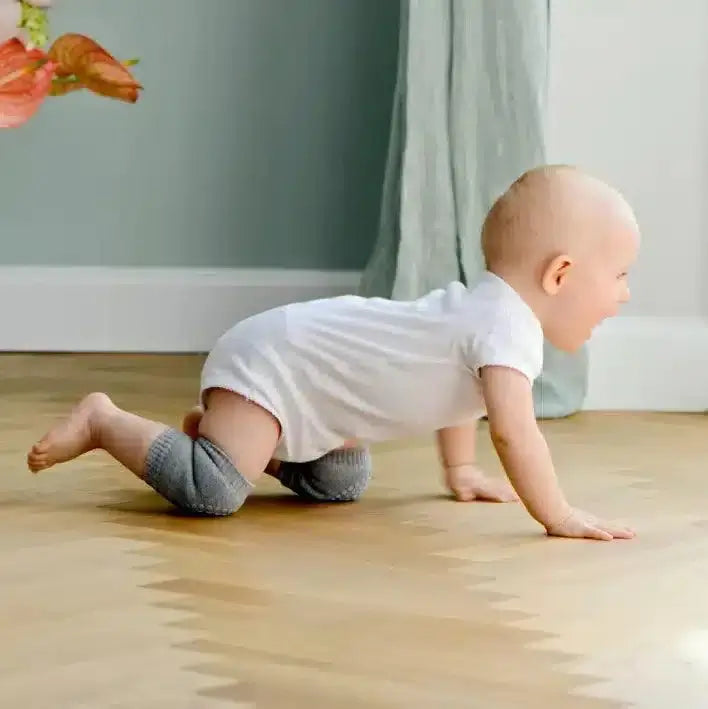 Joelheiras para gatinhar antiderrapantes - cinza | GobabyGo - Mini-Me - Baby & Kids Store
