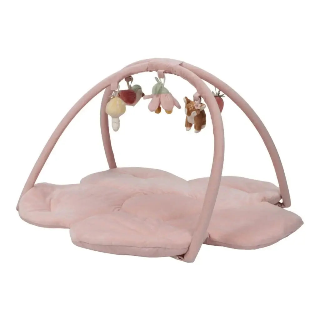 Ginásio e Tapete de Atividades em rosa com arcos de veludo e brinquedos pendurados - Fairy Garden da Little Dutch.