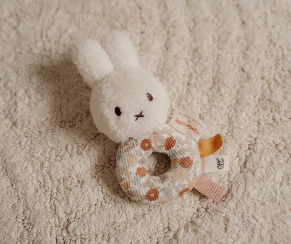 Roca chocalho sensorial Miffy Bunny – Vintage Flowers | Little Dutch - Mini-Me