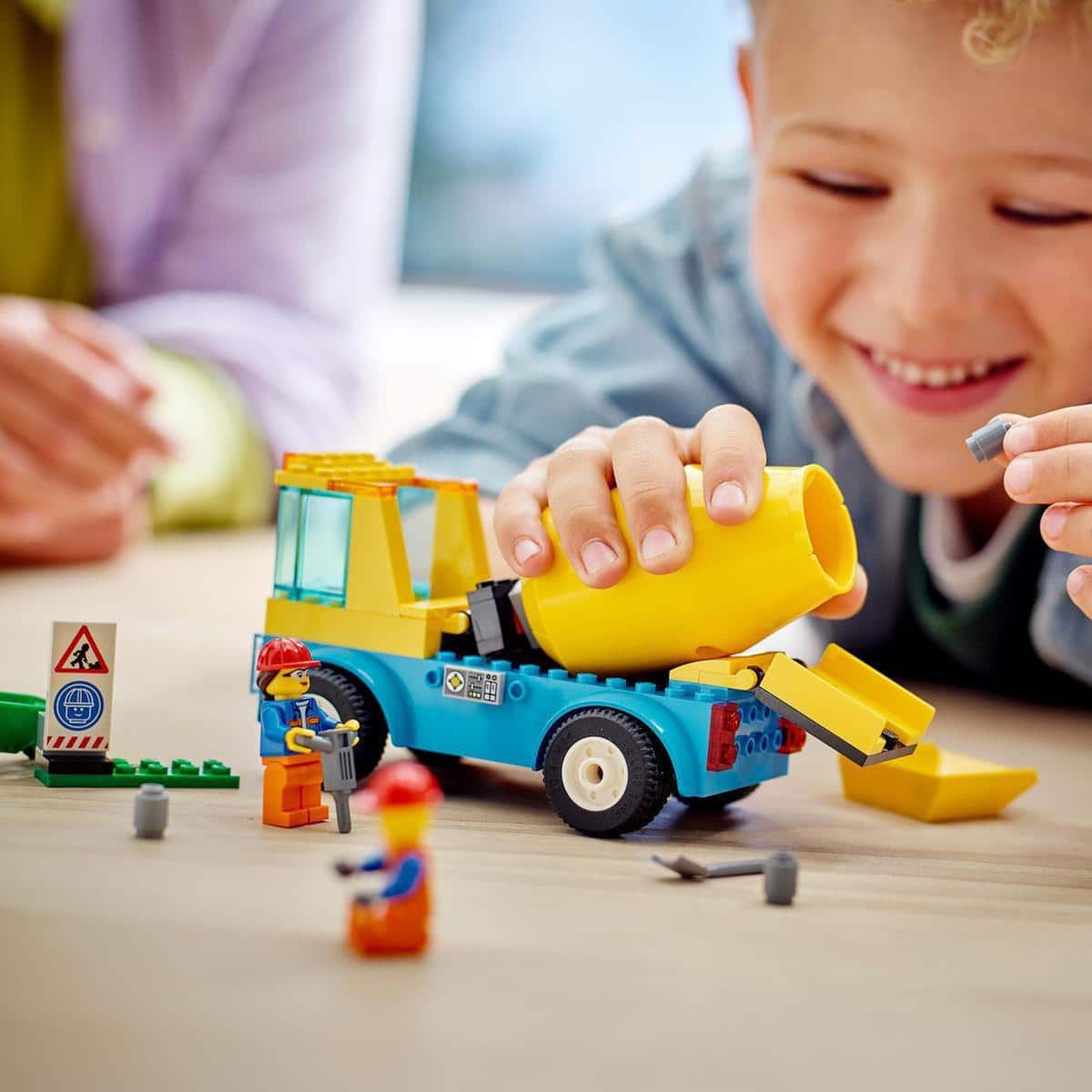 LEGO City - Camião Betoneira Mini-Me - Baby & Kids Store